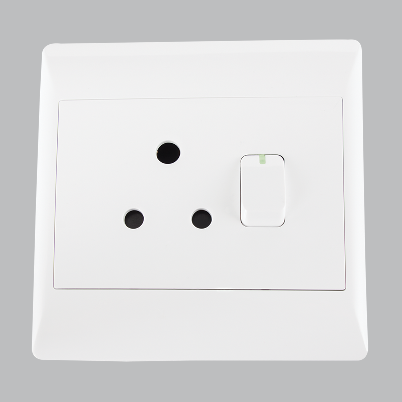 16 AMP Single Plug – 4 X 4 (EPL320 WHITE)