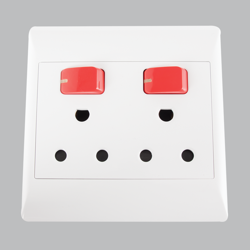 16 AMP Double Dedicated Plug – 4 X 4 (EPL330 WHITE)