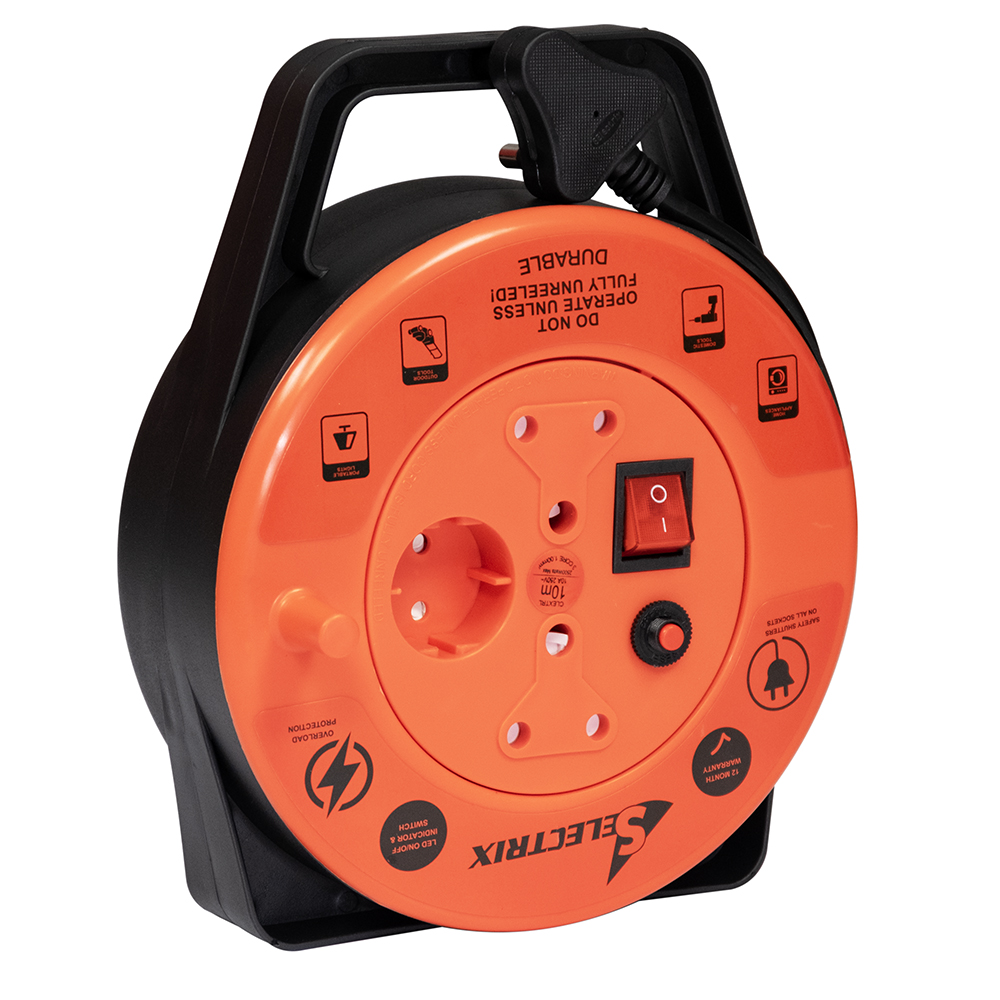 3 x 16A, 3 x 5A Multi-Plug with Overload protection (EM7)