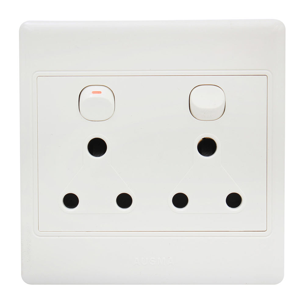 2 x 16A 100mm x 100mm Plastic Wall Socket (ES10)