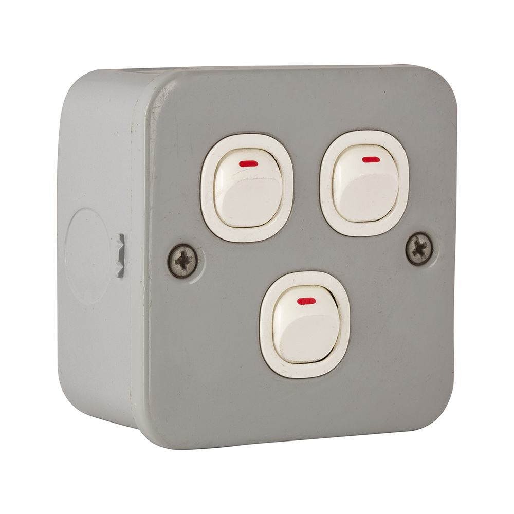 3 Gang 1 way Socket (ES110)
