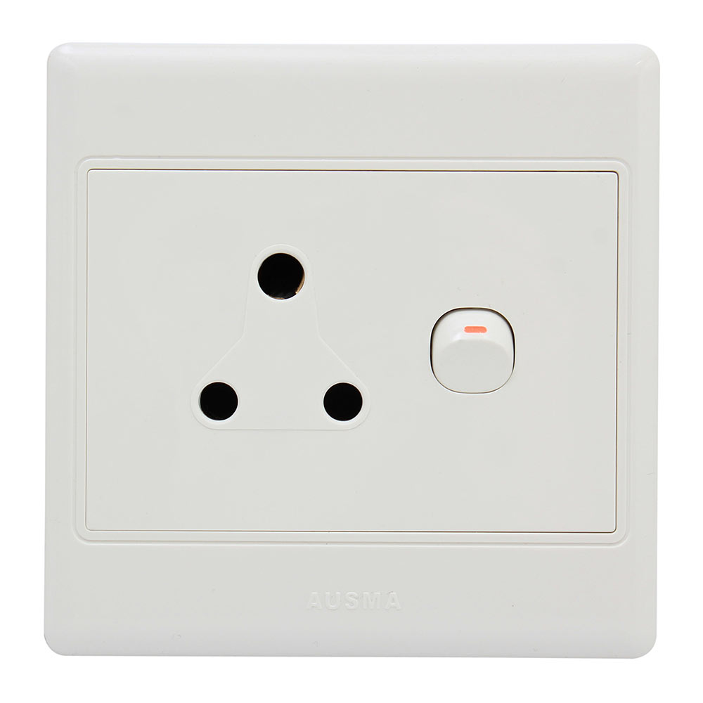 1 x 16A 100mm x 100mm Plastic Wall Socket (ES9)